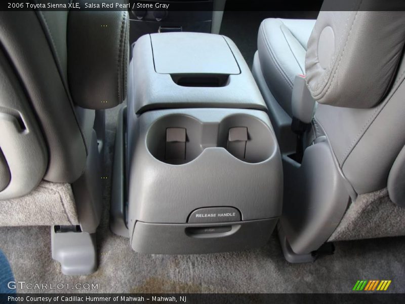 Salsa Red Pearl / Stone Gray 2006 Toyota Sienna XLE