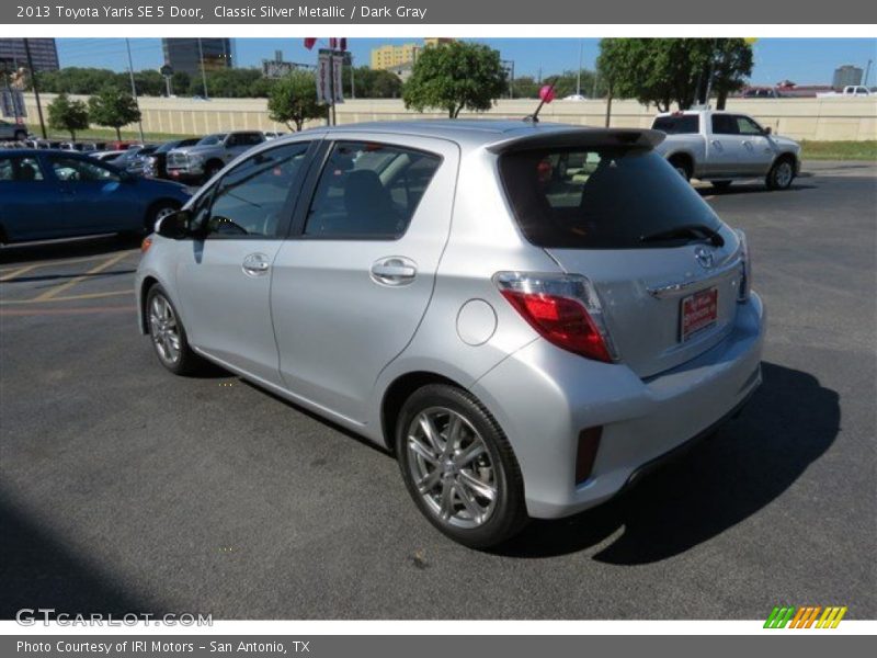 Classic Silver Metallic / Dark Gray 2013 Toyota Yaris SE 5 Door