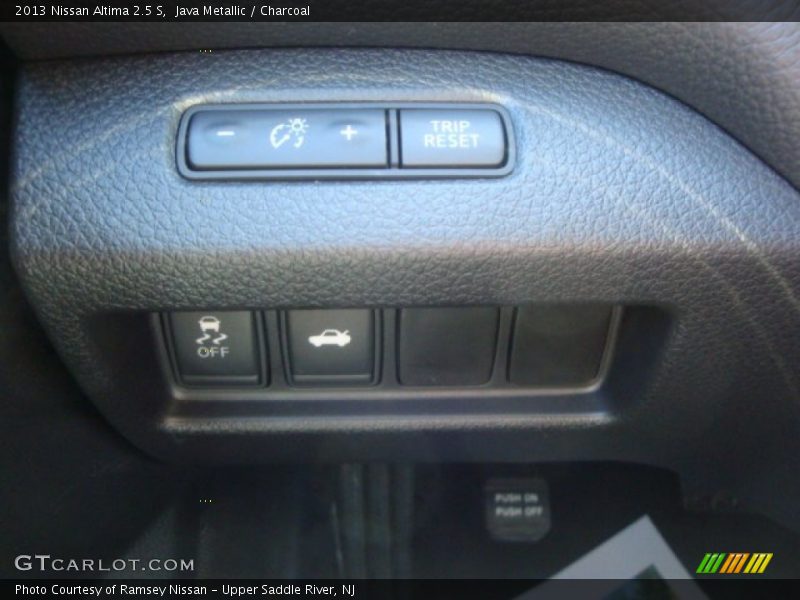 Java Metallic / Charcoal 2013 Nissan Altima 2.5 S