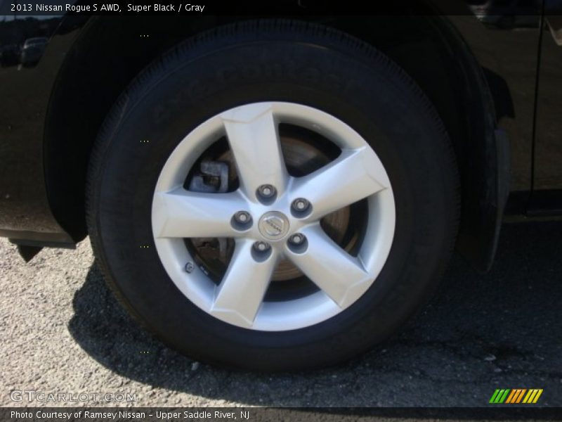 Super Black / Gray 2013 Nissan Rogue S AWD