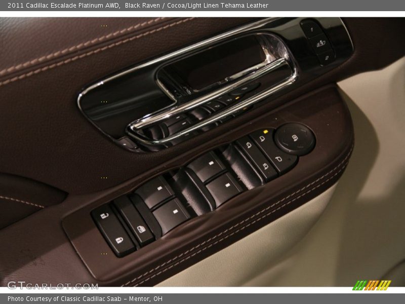 Controls of 2011 Escalade Platinum AWD