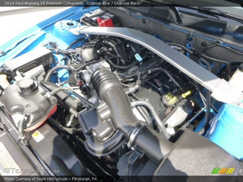 Grabber Blue / Charcoal Black 2014 Ford Mustang V6 Premium Convertible