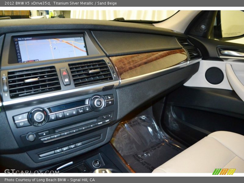 Titanium Silver Metallic / Sand Beige 2012 BMW X5 xDrive35d