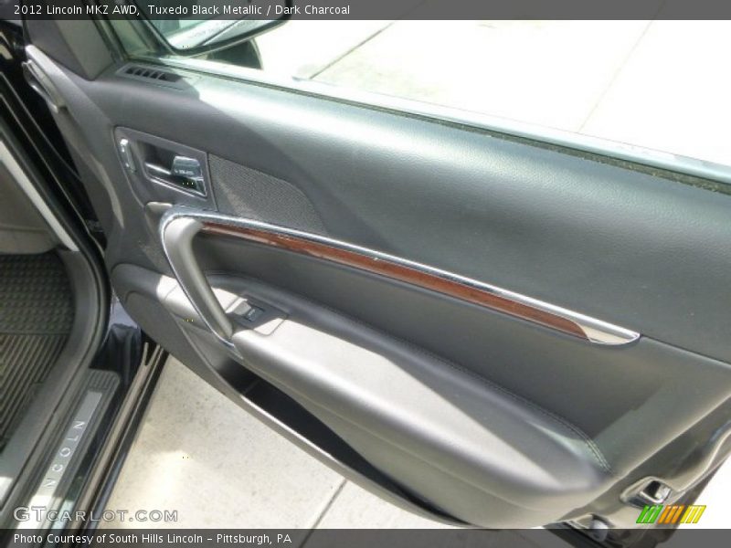 Tuxedo Black Metallic / Dark Charcoal 2012 Lincoln MKZ AWD
