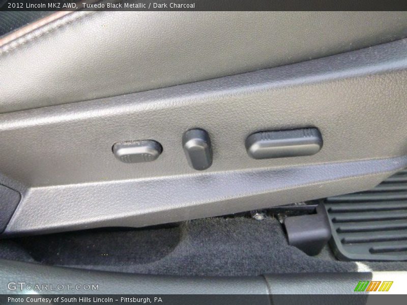 Tuxedo Black Metallic / Dark Charcoal 2012 Lincoln MKZ AWD