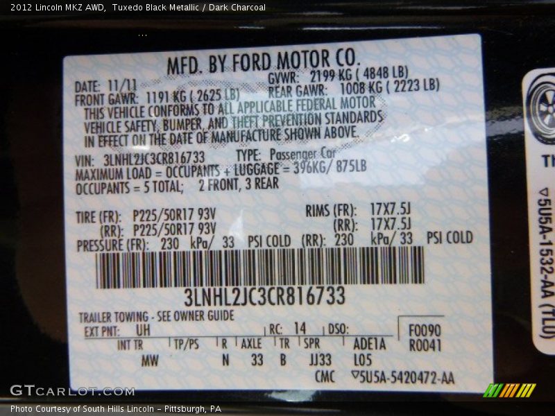 Tuxedo Black Metallic / Dark Charcoal 2012 Lincoln MKZ AWD