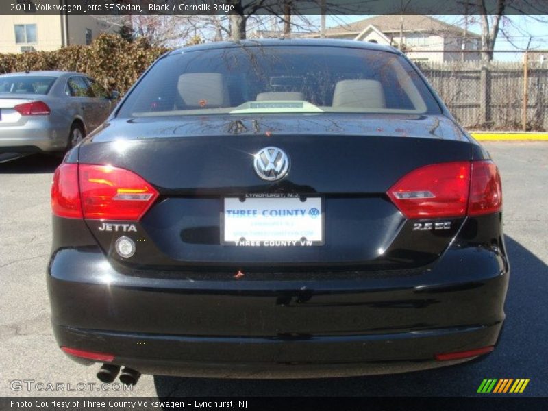 Black / Cornsilk Beige 2011 Volkswagen Jetta SE Sedan