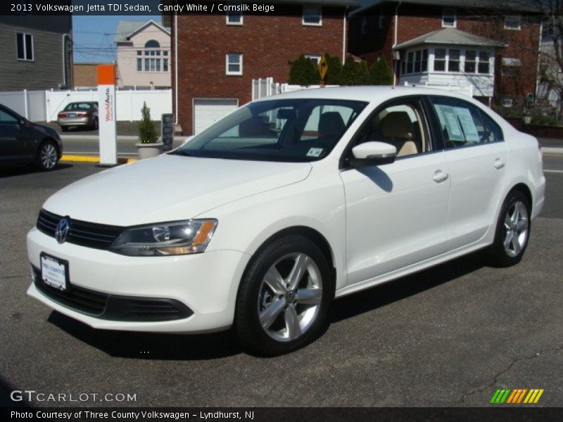 Candy White / Cornsilk Beige 2013 Volkswagen Jetta TDI Sedan
