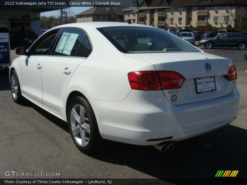 Candy White / Cornsilk Beige 2013 Volkswagen Jetta TDI Sedan
