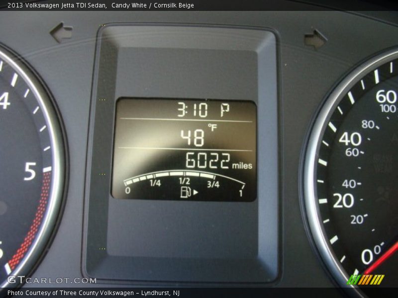 Candy White / Cornsilk Beige 2013 Volkswagen Jetta TDI Sedan