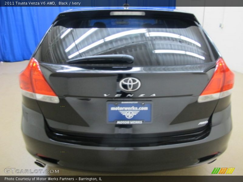Black / Ivory 2011 Toyota Venza V6 AWD