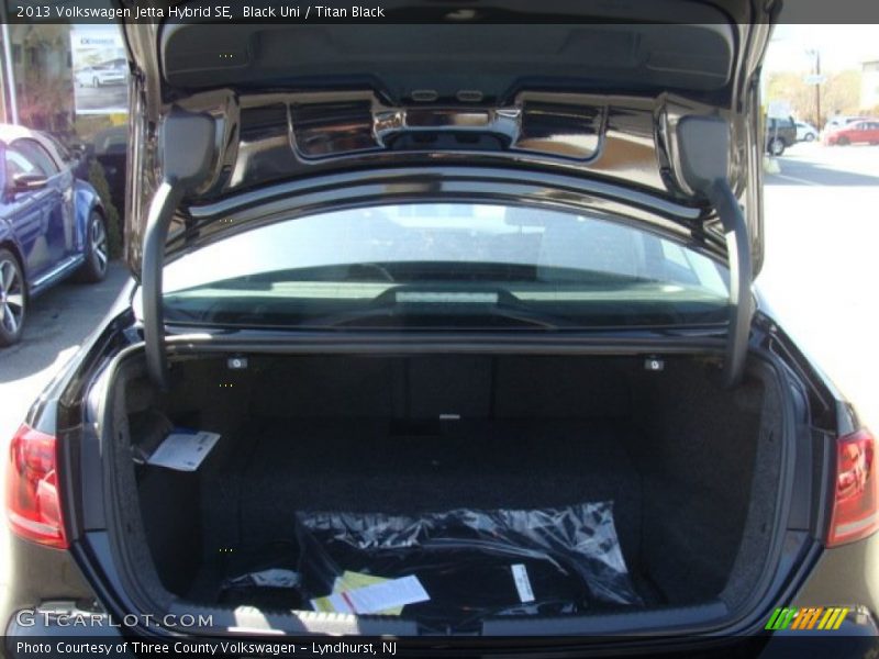 Black Uni / Titan Black 2013 Volkswagen Jetta Hybrid SE