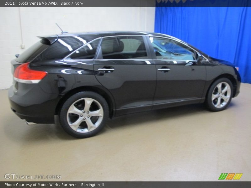 Black / Ivory 2011 Toyota Venza V6 AWD