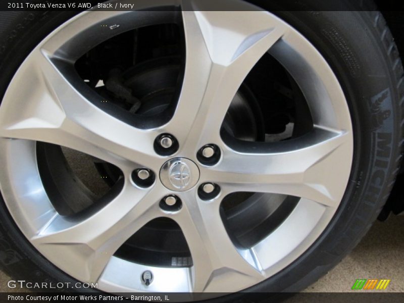 Black / Ivory 2011 Toyota Venza V6 AWD