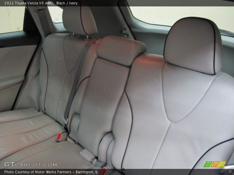 Black / Ivory 2011 Toyota Venza V6 AWD