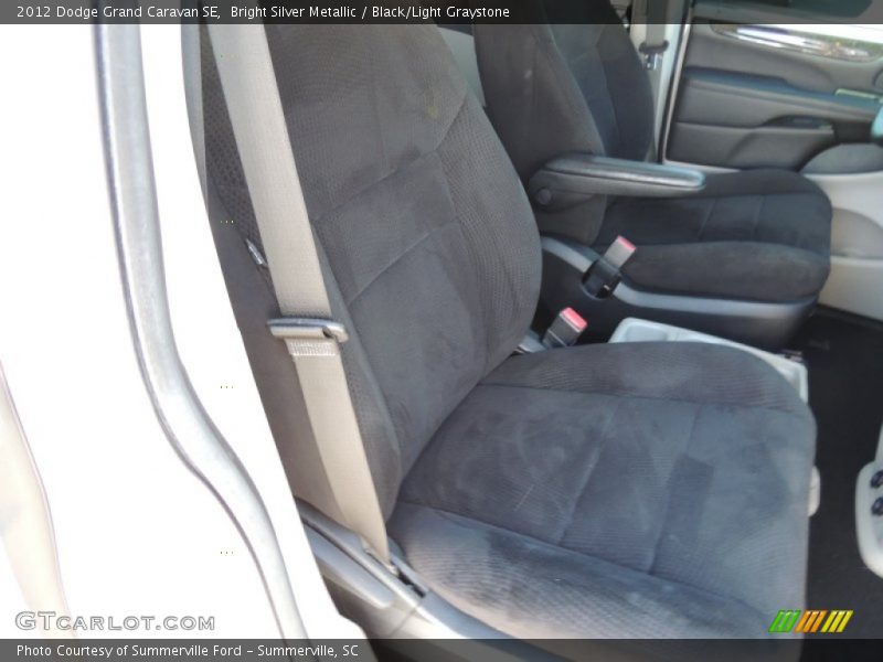 Bright Silver Metallic / Black/Light Graystone 2012 Dodge Grand Caravan SE