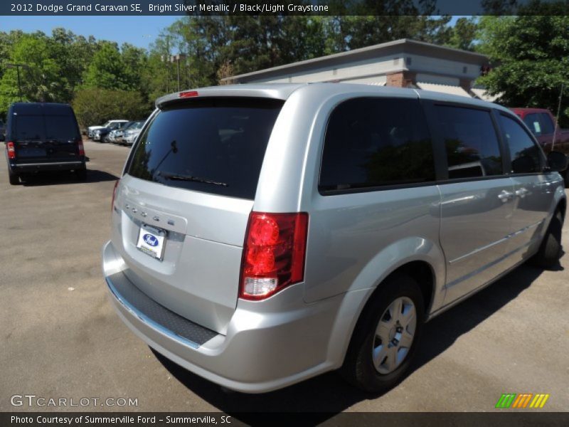Bright Silver Metallic / Black/Light Graystone 2012 Dodge Grand Caravan SE