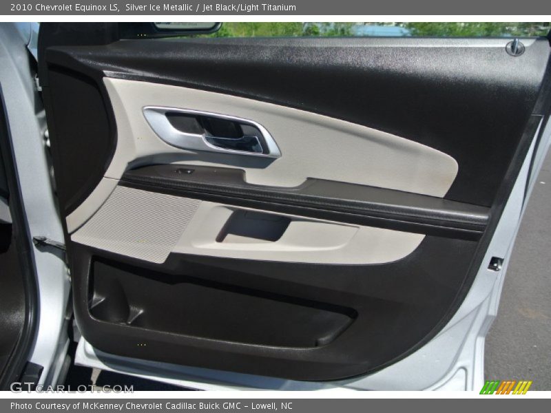 Silver Ice Metallic / Jet Black/Light Titanium 2010 Chevrolet Equinox LS