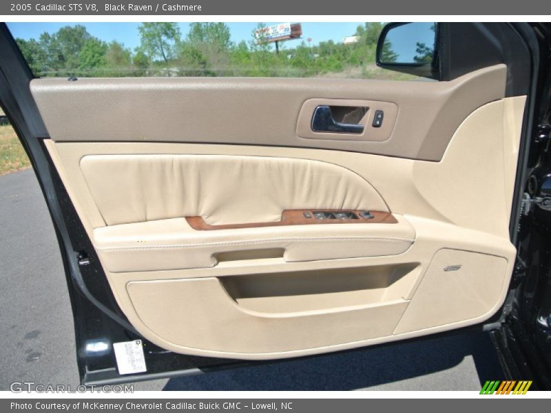Black Raven / Cashmere 2005 Cadillac STS V8