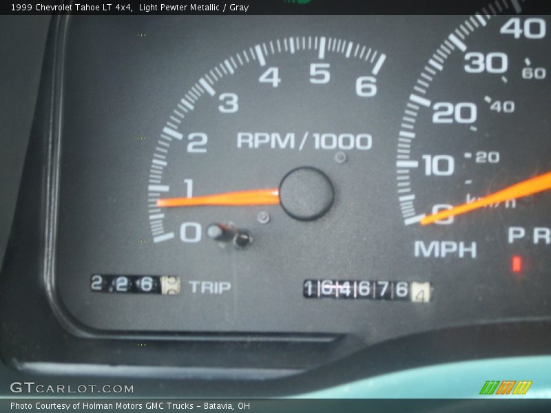 Light Pewter Metallic / Gray 1999 Chevrolet Tahoe LT 4x4