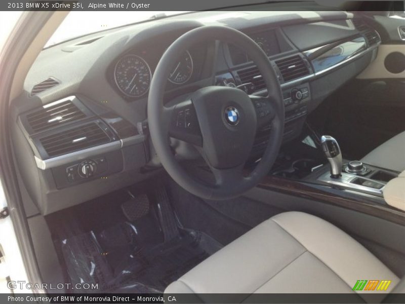 Alpine White / Oyster 2013 BMW X5 xDrive 35i