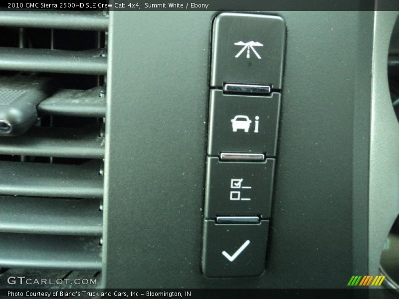 Summit White / Ebony 2010 GMC Sierra 2500HD SLE Crew Cab 4x4