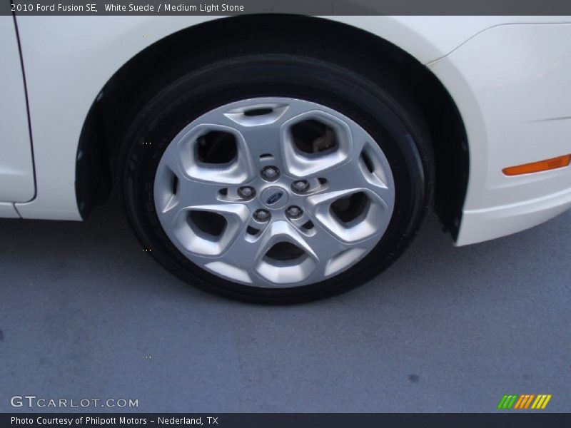 White Suede / Medium Light Stone 2010 Ford Fusion SE