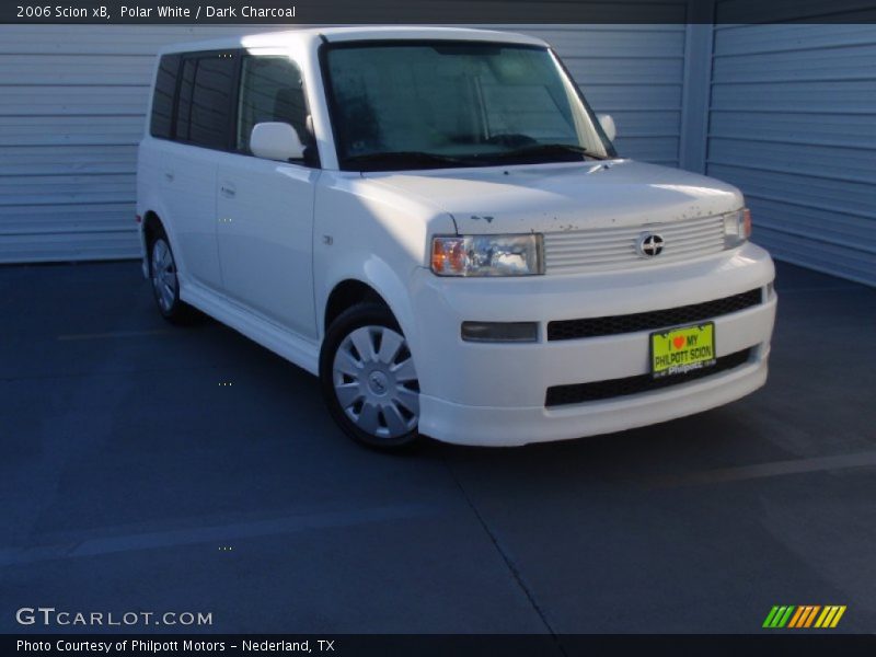 Polar White / Dark Charcoal 2006 Scion xB