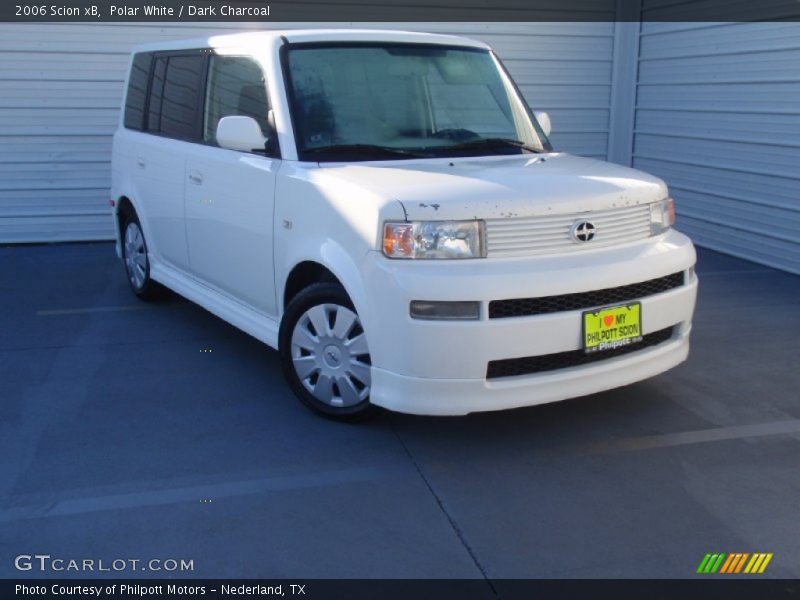 Polar White / Dark Charcoal 2006 Scion xB