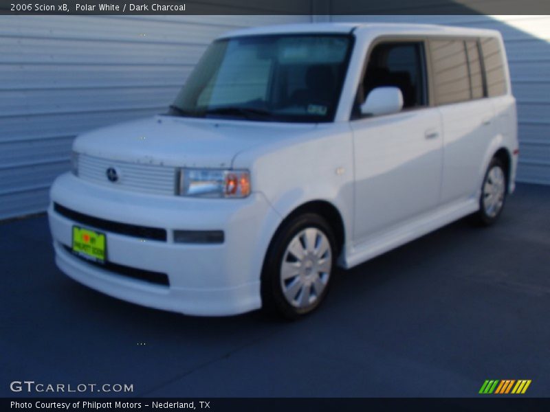 Polar White / Dark Charcoal 2006 Scion xB