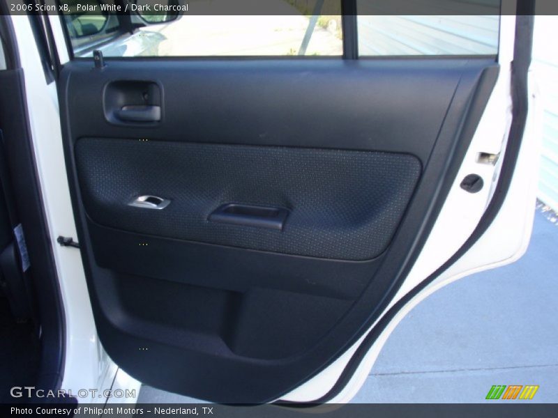 Polar White / Dark Charcoal 2006 Scion xB