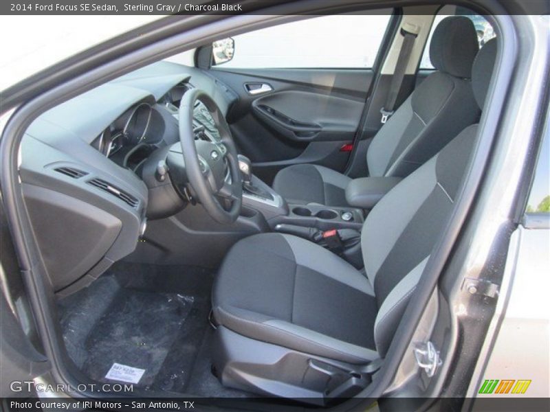 Sterling Gray / Charcoal Black 2014 Ford Focus SE Sedan