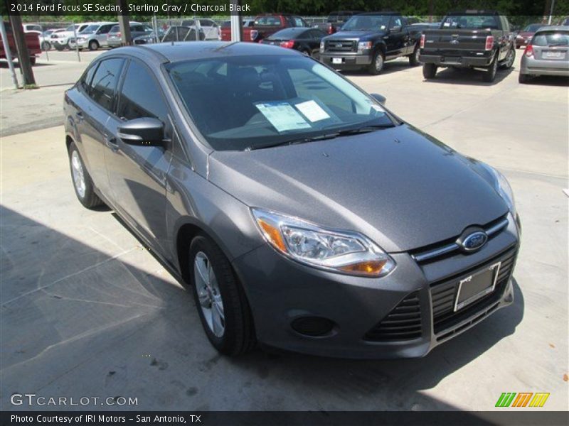 Sterling Gray / Charcoal Black 2014 Ford Focus SE Sedan