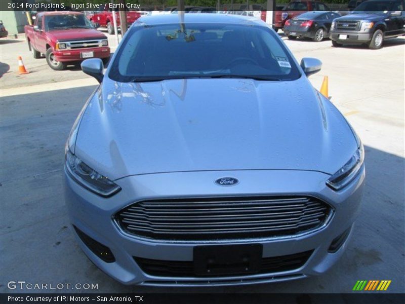 Ingot Silver / Earth Gray 2014 Ford Fusion S