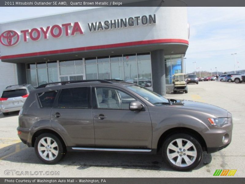 Quartz Brown Metallic / Beige 2011 Mitsubishi Outlander SE AWD