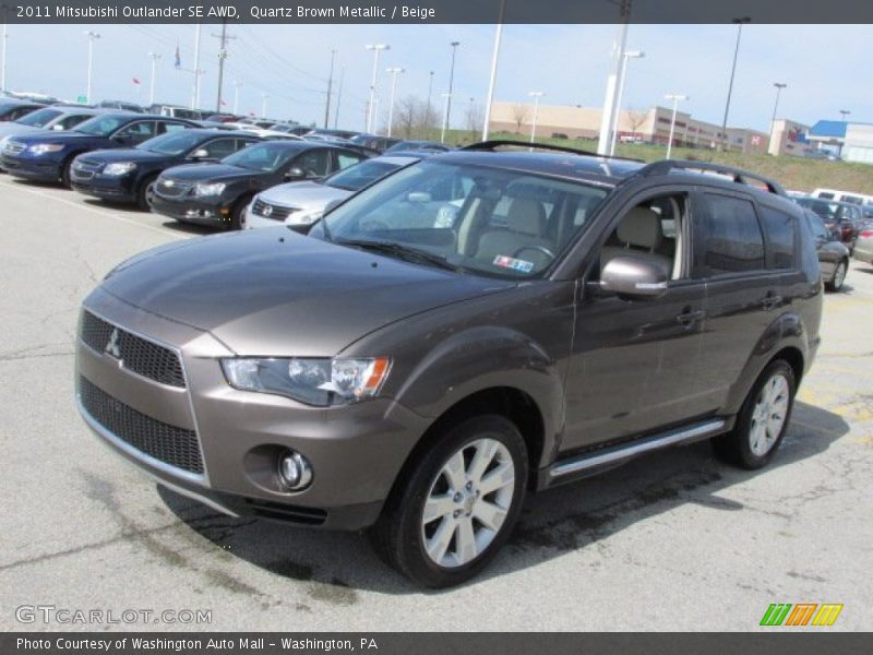 Quartz Brown Metallic / Beige 2011 Mitsubishi Outlander SE AWD