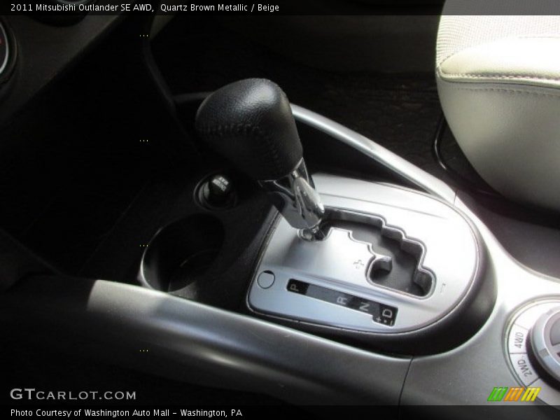 Quartz Brown Metallic / Beige 2011 Mitsubishi Outlander SE AWD