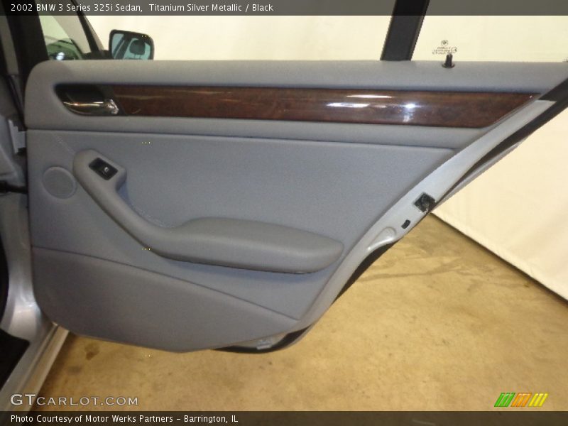 Titanium Silver Metallic / Black 2002 BMW 3 Series 325i Sedan