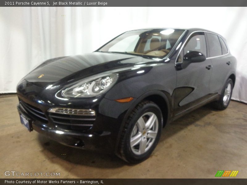 Jet Black Metallic / Luxor Beige 2011 Porsche Cayenne S