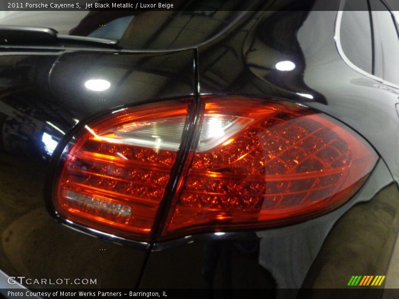Jet Black Metallic / Luxor Beige 2011 Porsche Cayenne S