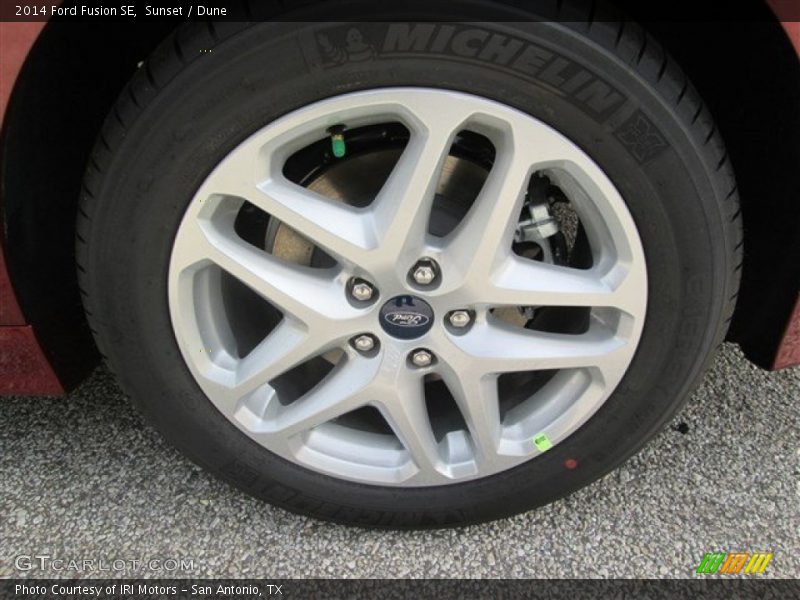 Sunset / Dune 2014 Ford Fusion SE