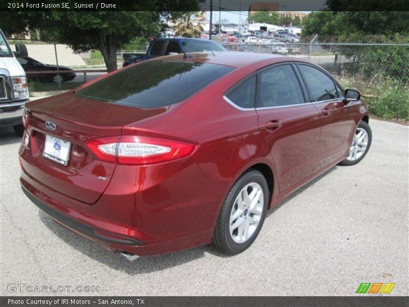 Sunset / Dune 2014 Ford Fusion SE