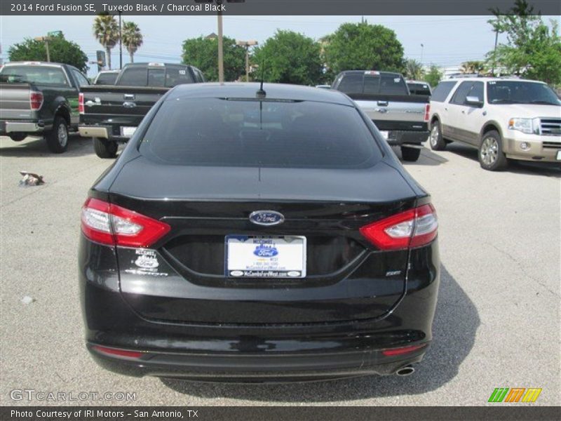Tuxedo Black / Charcoal Black 2014 Ford Fusion SE