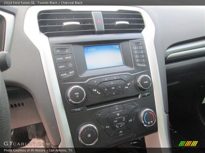 Tuxedo Black / Charcoal Black 2014 Ford Fusion SE