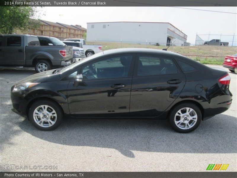 Tuxedo Black / Charcoal Black 2014 Ford Fiesta SE Sedan