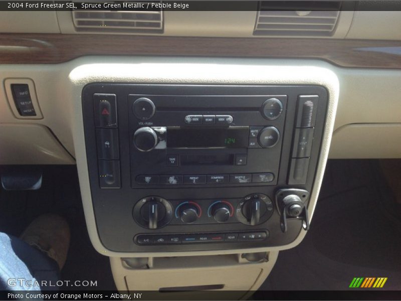 Spruce Green Metallic / Pebble Beige 2004 Ford Freestar SEL