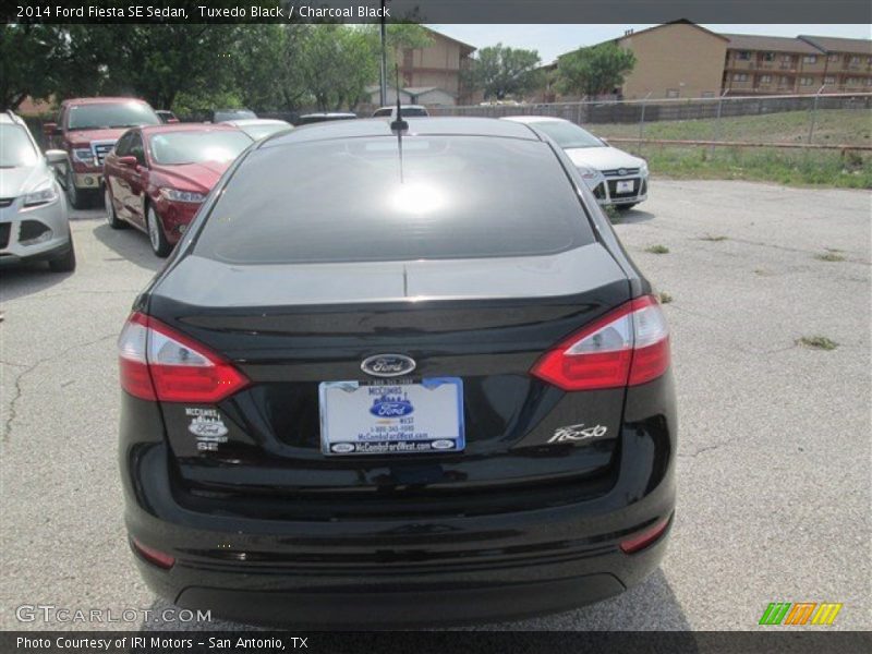 Tuxedo Black / Charcoal Black 2014 Ford Fiesta SE Sedan