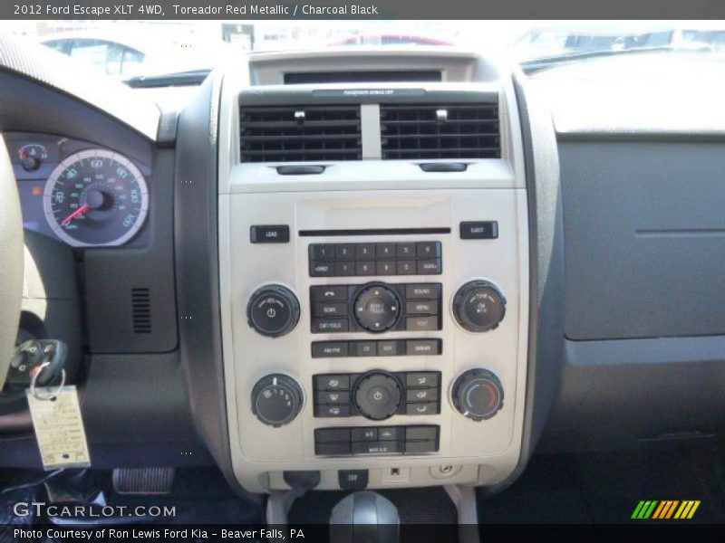 Toreador Red Metallic / Charcoal Black 2012 Ford Escape XLT 4WD