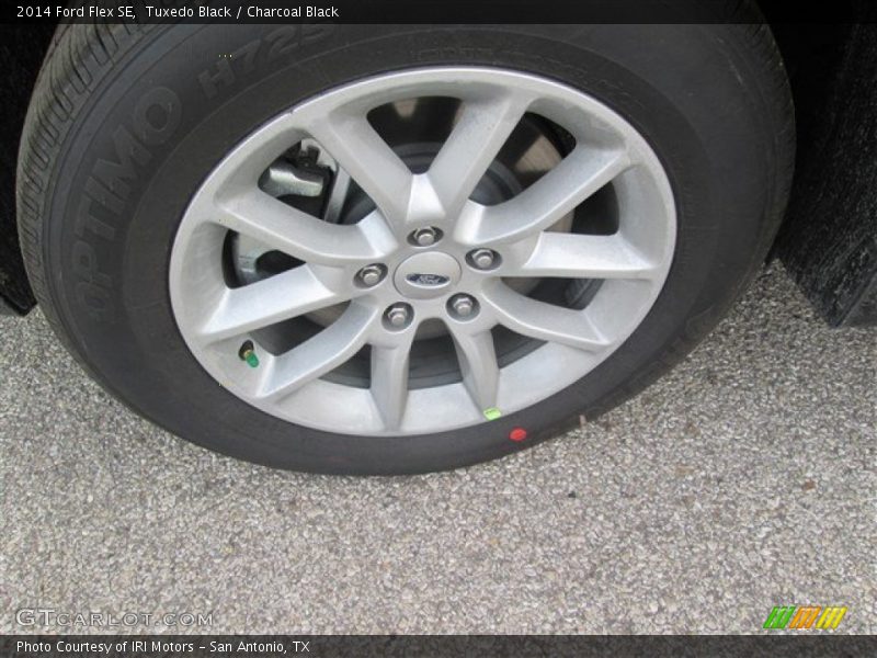 Tuxedo Black / Charcoal Black 2014 Ford Flex SE