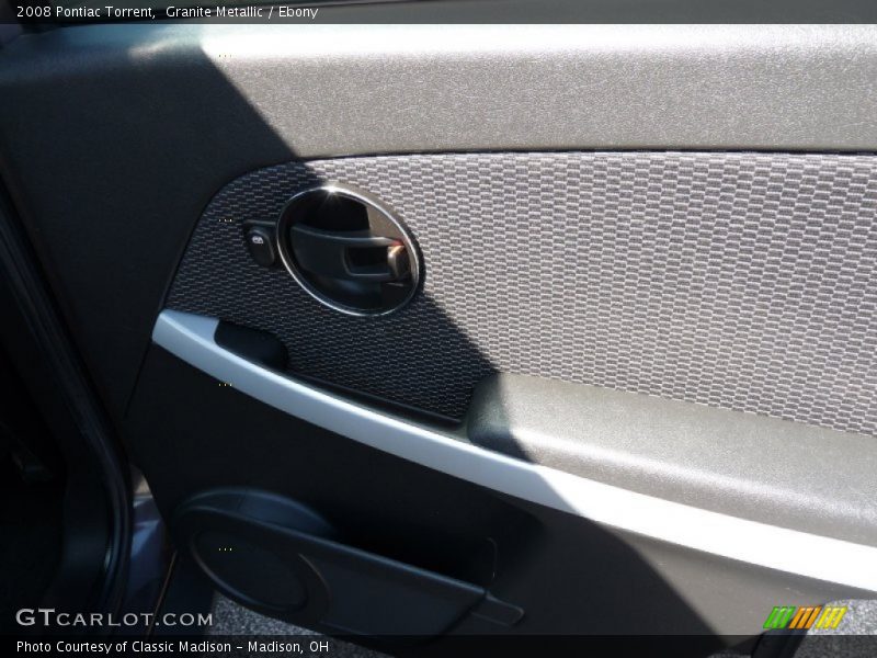 Granite Metallic / Ebony 2008 Pontiac Torrent